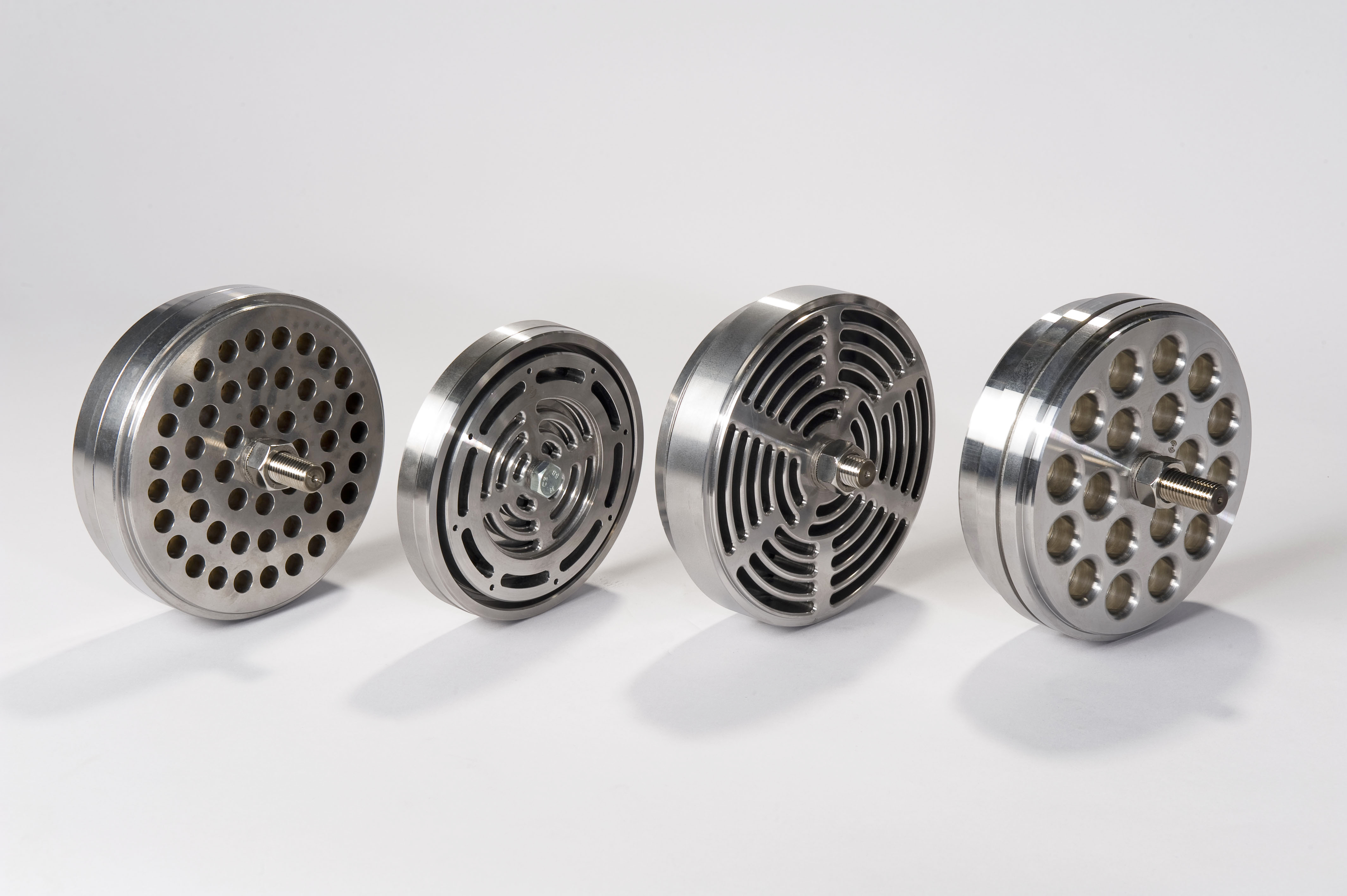 Chipstüten in Karton