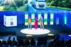 Mona Vetsch und Vertreter von Aldi Suisse auf der Bühne des Lean &amp; Green Awards